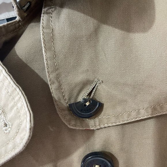 Burberry Coat - Picture 3 of 10